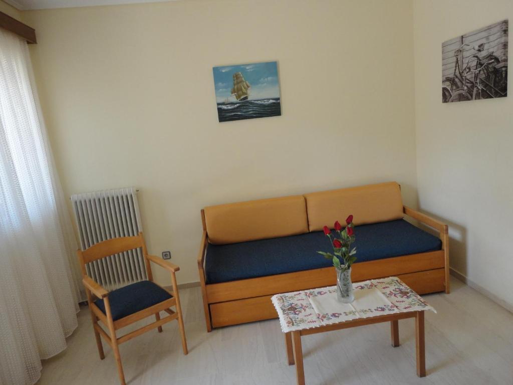 Oceania Hotel Карфас Стая снимка
