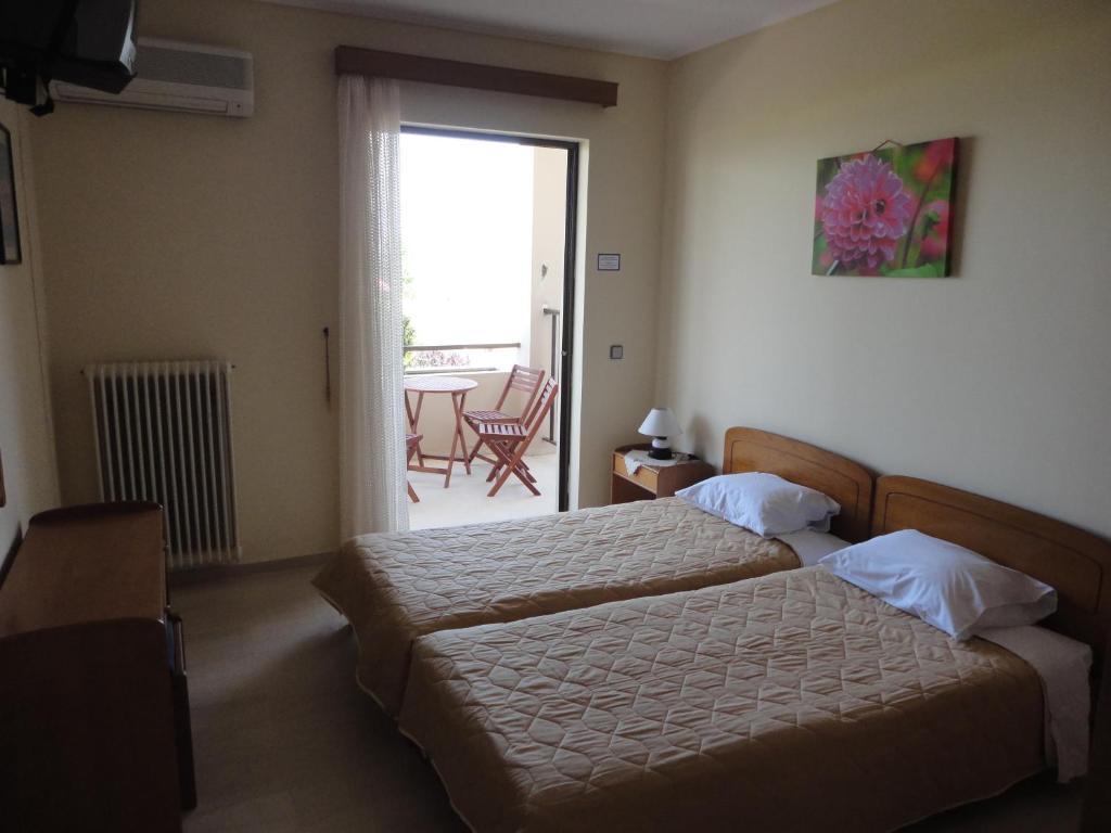 Oceania Hotel Карфас Стая снимка