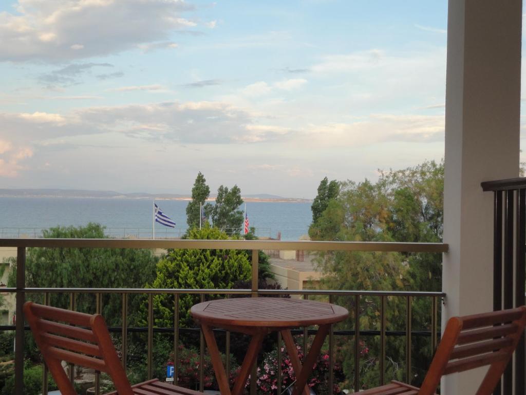 Oceania Hotel Карфас Стая снимка