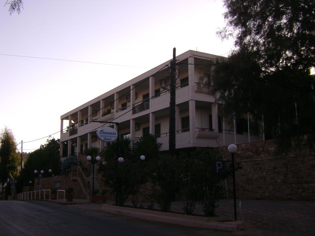 Oceania Hotel Карфас Екстериор снимка